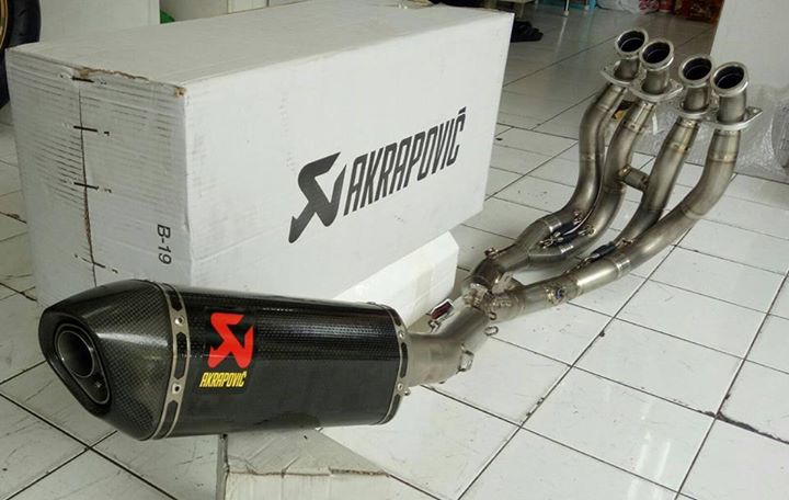 Evolution WSBK Carbon (For Exhibition only)